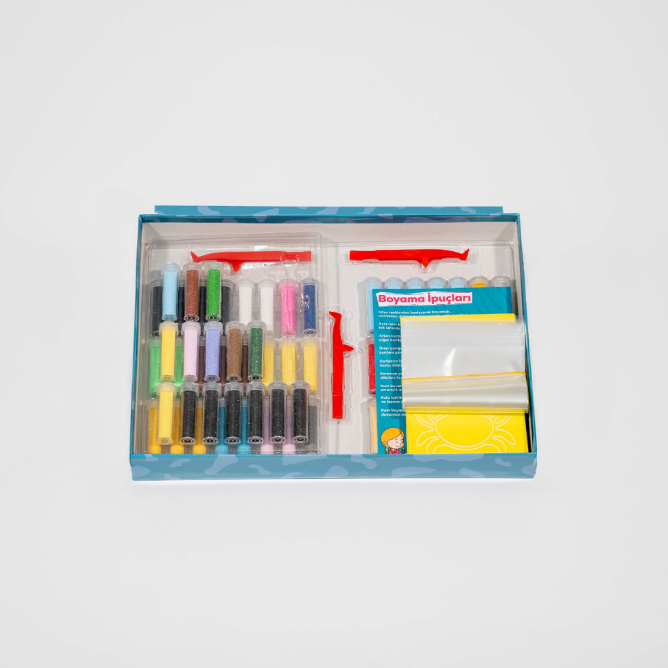 Kur'an Harflerini Kum Boyama ile Öğreniyorum